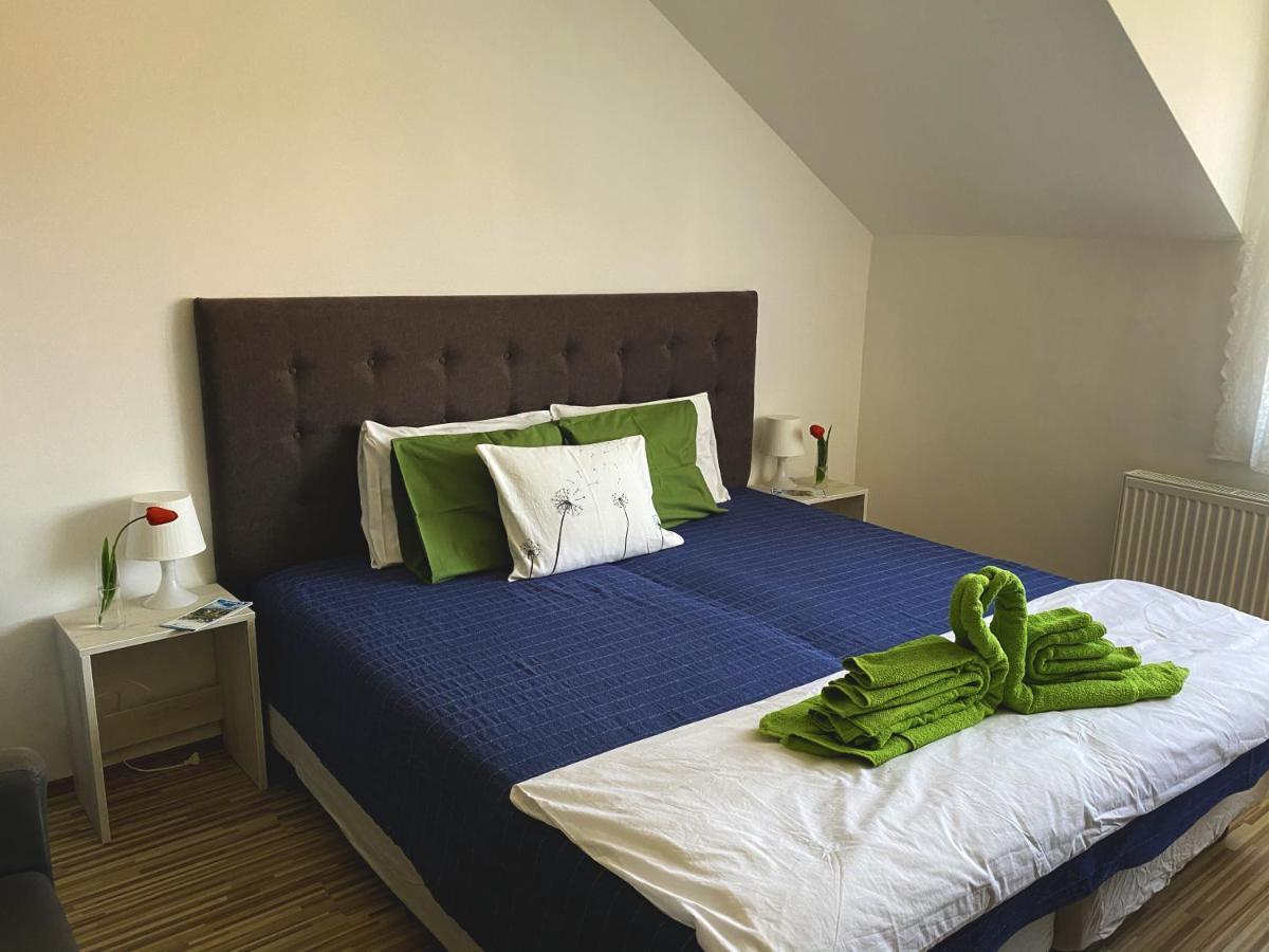 Bóbita Apartman Sárvár Exterior foto
